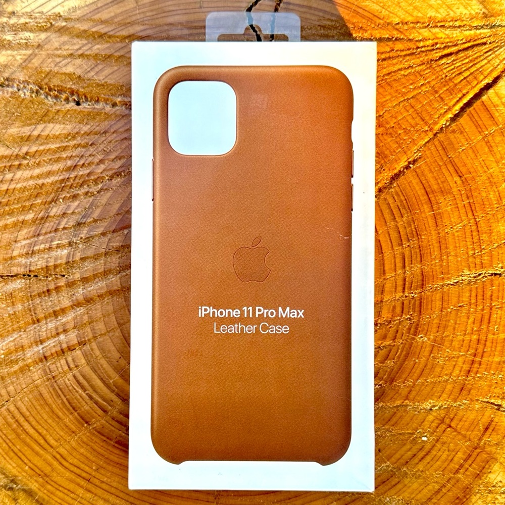 iPhone 11 Pro Max Saddle Brown Genuine European Leather Case - MX0D2ZM/A -New